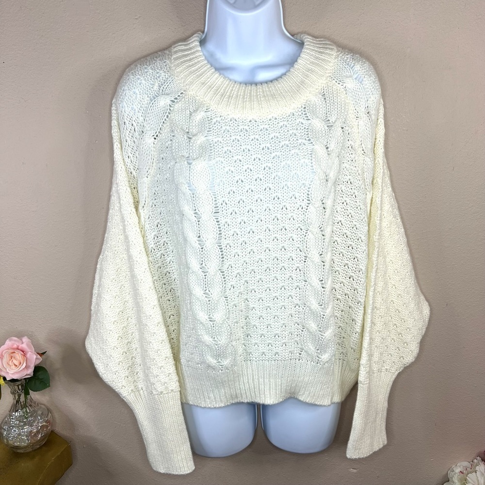 S Moon & Madison Ivory White Cable Knit Oversized Cropped Sweater Long Sleeve